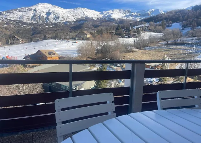 Les Alpages - Lit Queen Size - Centre Station Enchastrayes