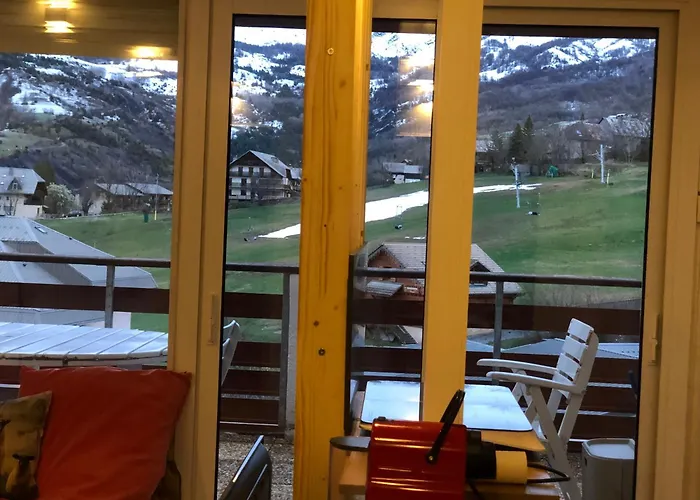 Les Alpages - Lit Queen Size - Centre Station Appartement *